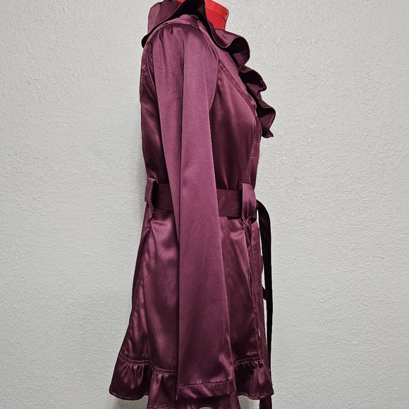 Elegant Ruffle Jacket / Blazer - Picture 6 of 8